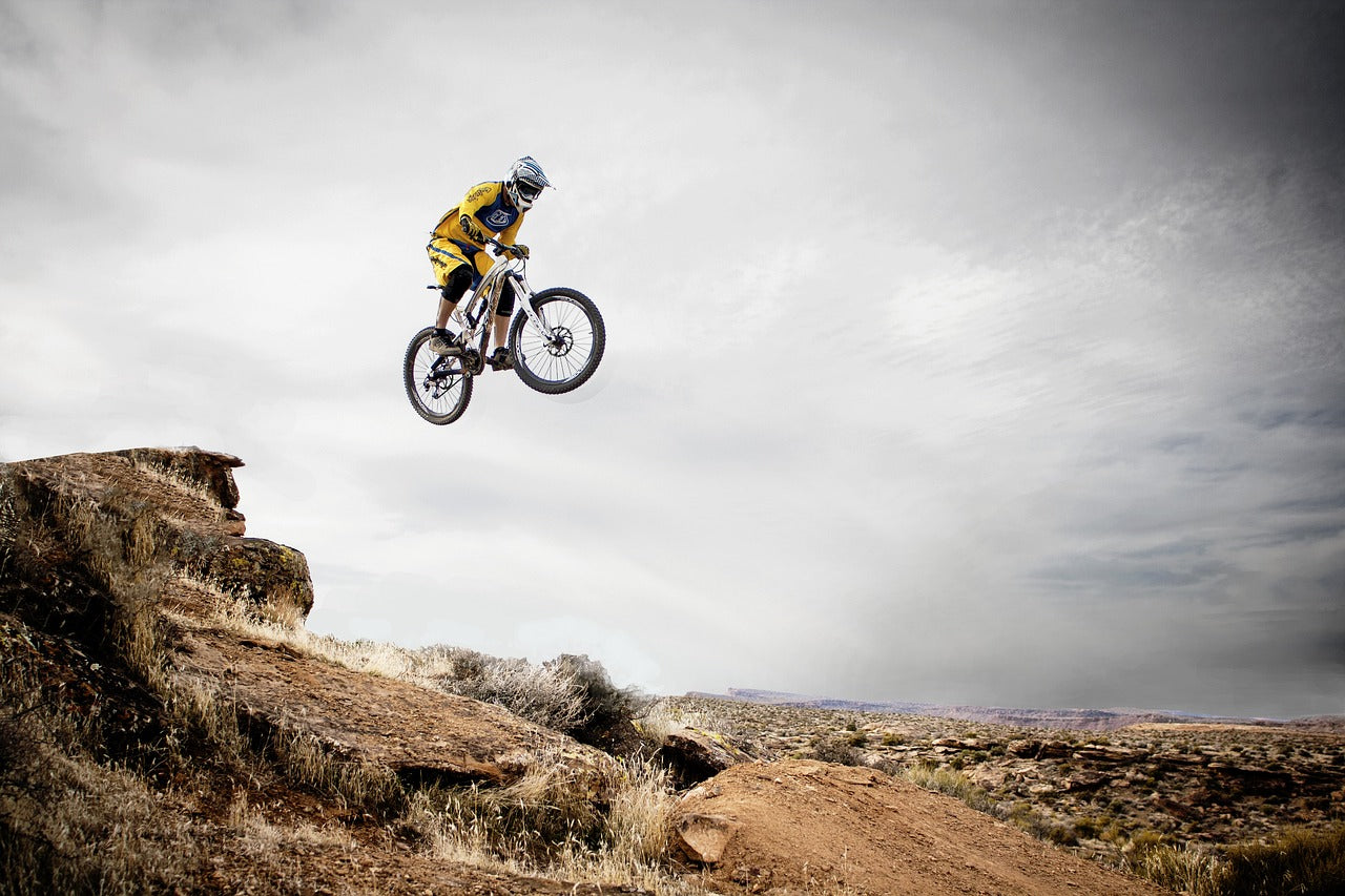 What Makes A Professional Mountain Bike? - These Mountain Bikes Ride The Pros